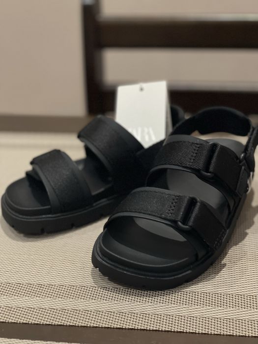 Босоніжки дитячі zara