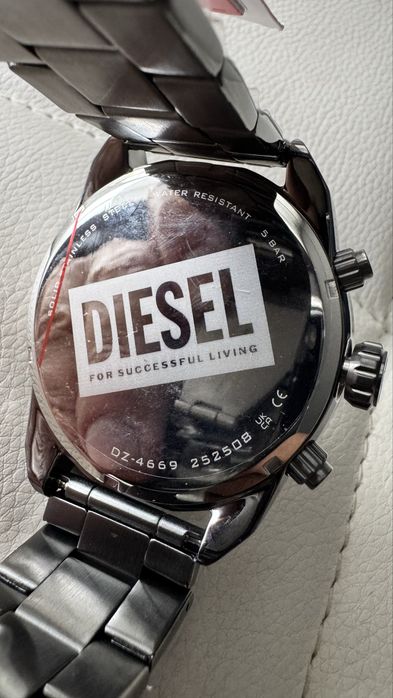Sprzedam nowy oryginalny meski zegarek Diesel DZ4500