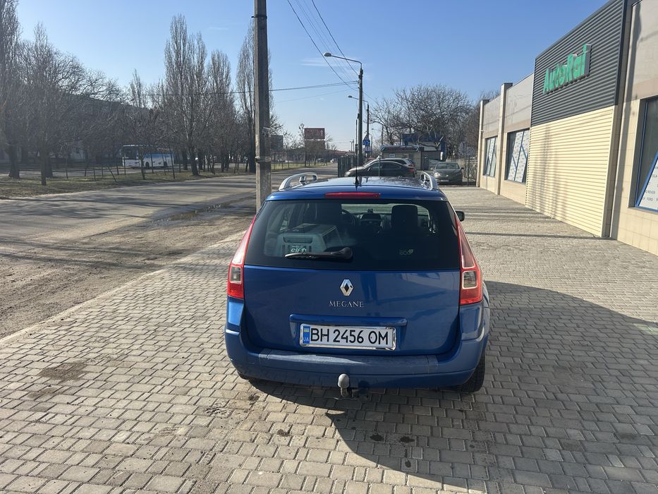 Продам авто в хорошем состоянии Renault megan2