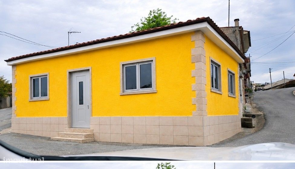 Moradia T1 c/ mezanine(1 quarto+wc)c/ pequeno...