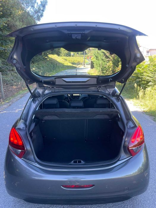 Peugeot 208 1.2 PureTech Allure