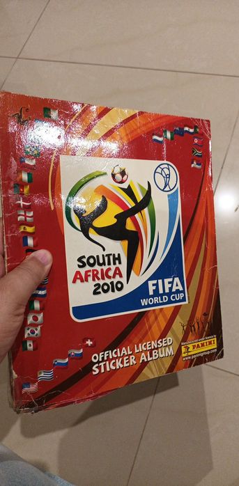 Cadernetas antigas de cromos incompletas e completa