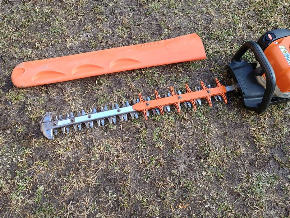 Nożyce Spalinowe Stihl HS 82 R do żywopłotu listwa 65 cm