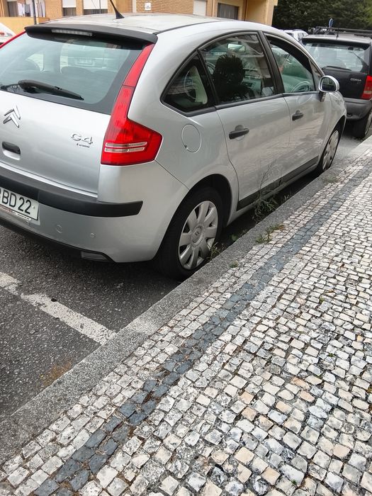 Citroën C4 1.4 .
