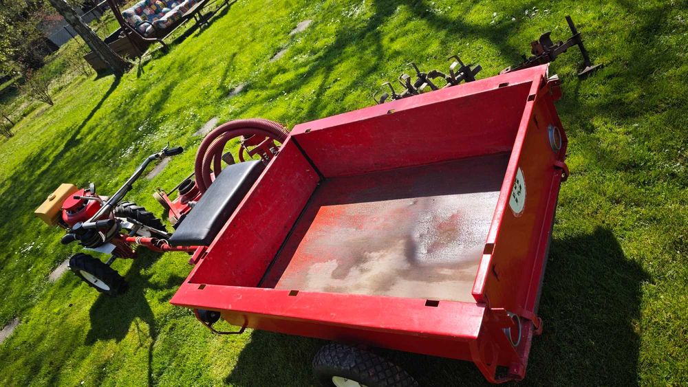 Ciągnik ogrodniczy ROBI 151