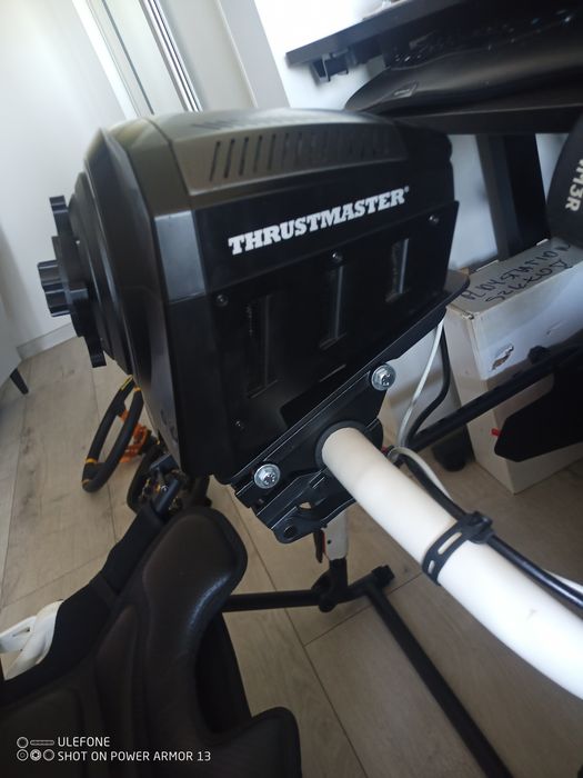 Thrustmaster TS-PC Racer+ quick relase, adapter