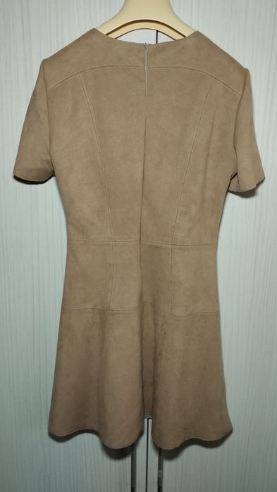 Платье из эко-замши от Enneli: Ваша идеальная база в цвете Nude