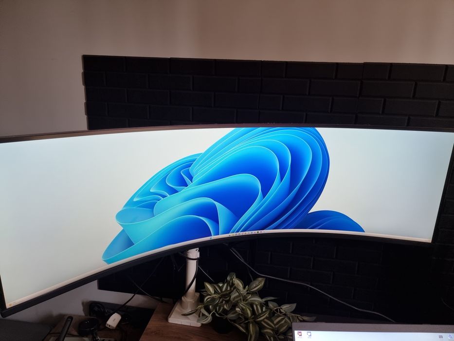 Monitor Samsung Odyssey G9 49'