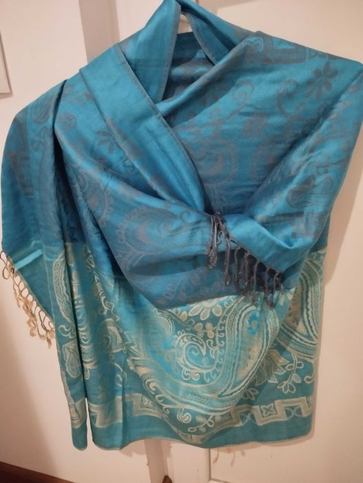 Симпатичный палантин, пашмина.