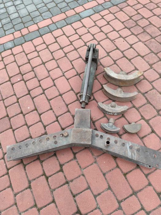 Giętarka do rur hydrauliczna
