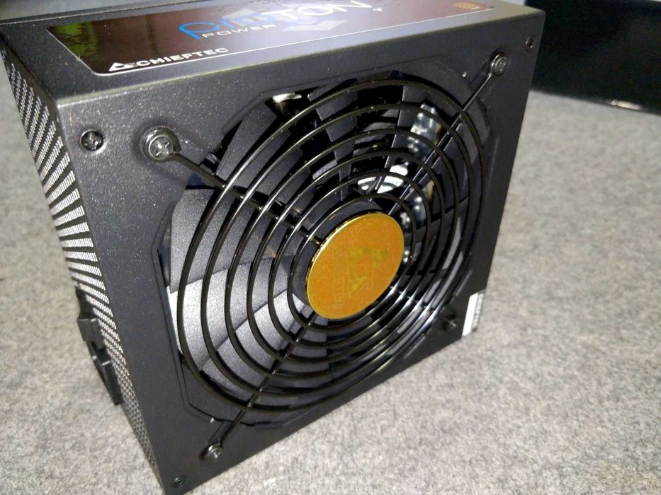 Блок питания 750W CHIEFTEC Proton, 80+ Bronze (BDF-750C)