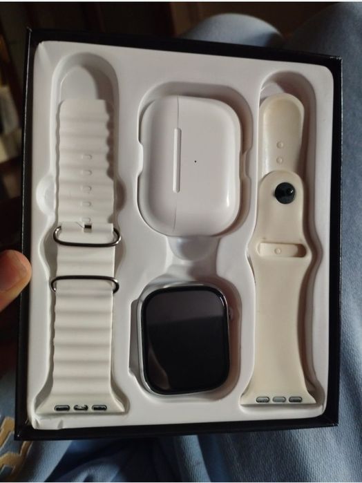 Smartwatch com fones e dois braceletes ainda com garantia