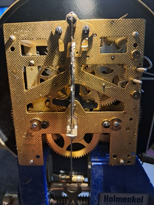 Zegar wiszący gabinetowy Junghans Viking