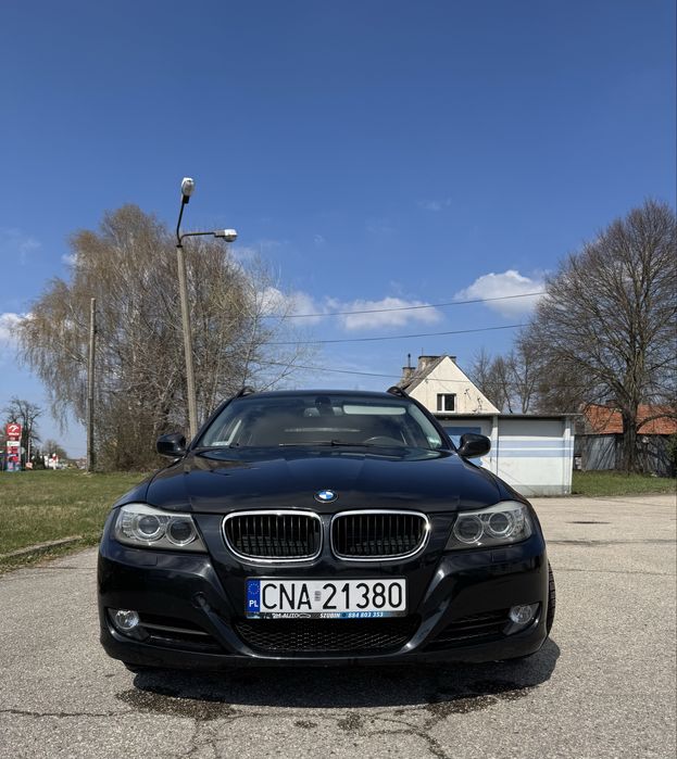 BMW E91 318i 2009r.