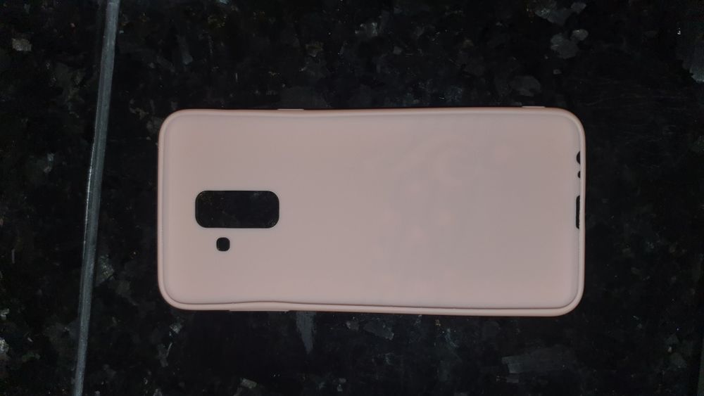 Продам новий чохол для Samsung A6 Plus 2018.