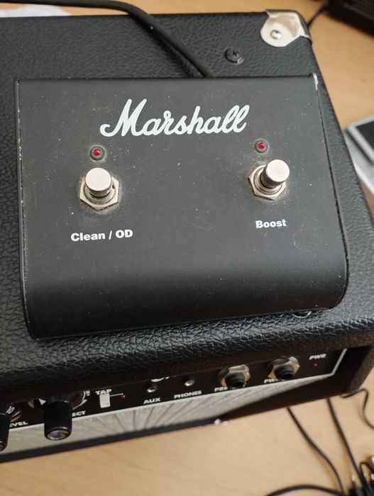 Pedal marca Marshall