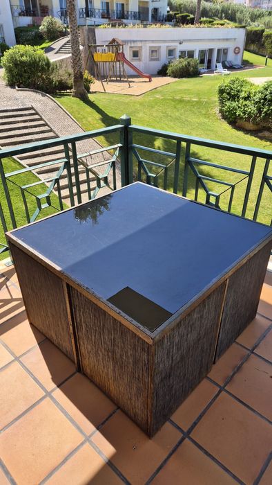 Mesa de jardim com 4 cadeiras barato!