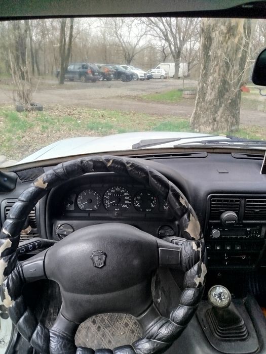Автомобиль Волга 3110