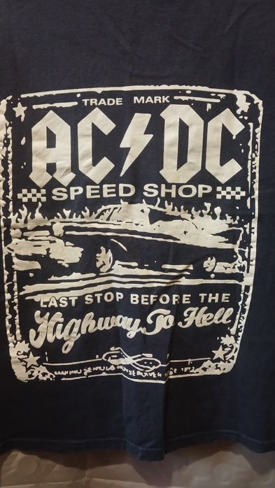 Мерч футболка AC/DC неоф.