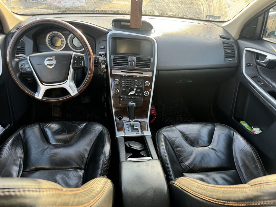 Volvo xc60 2.4D 2009r super stan