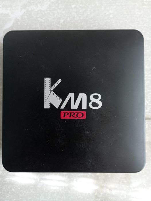Андроид приставка для ТВ  КМ-8 Pro 2/8 GB