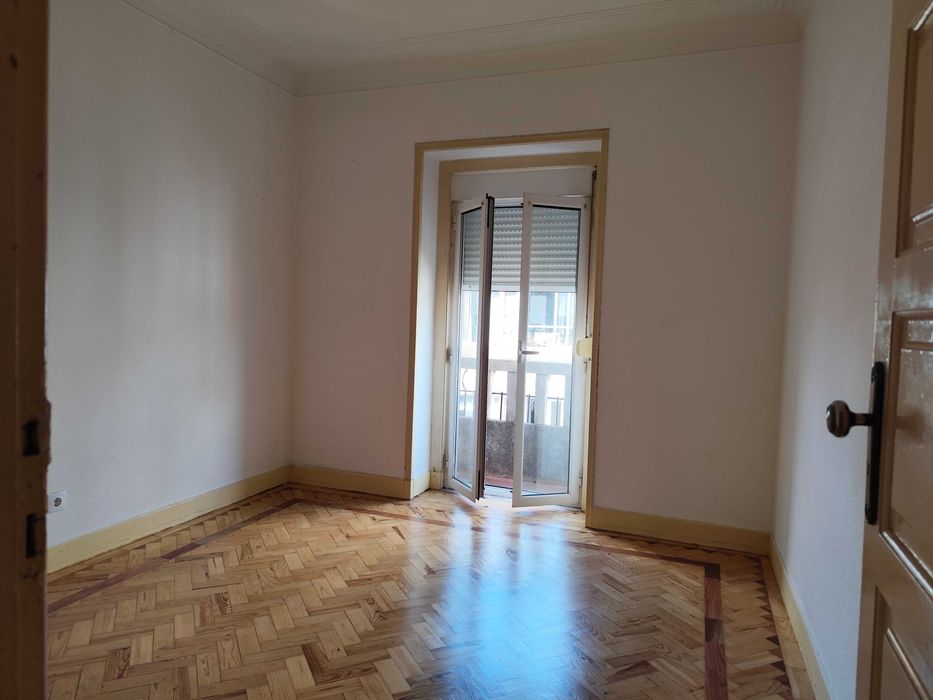 Apartamento T4 no centro das Caldas a estudantes ou professores