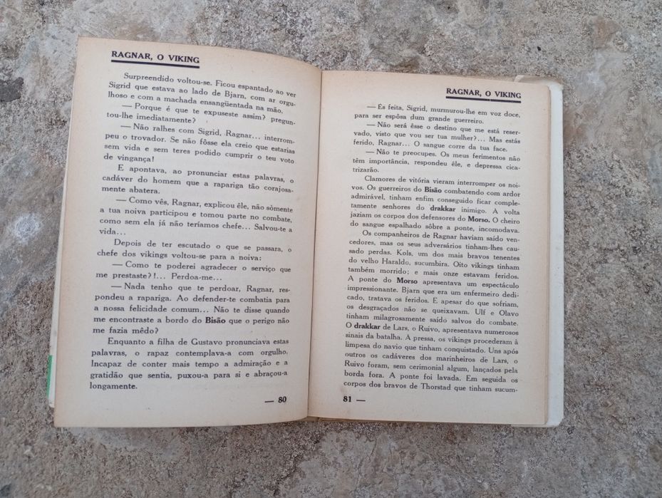 Livro "Ragnar, o Viking"