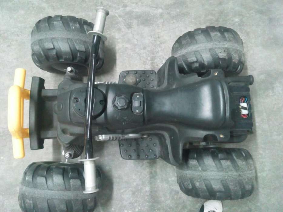 Moto 4 elétrica criança