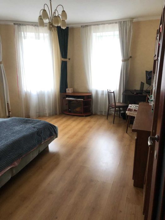 (3) Продам 2-кімнатну квартиру на Поділлі 1736