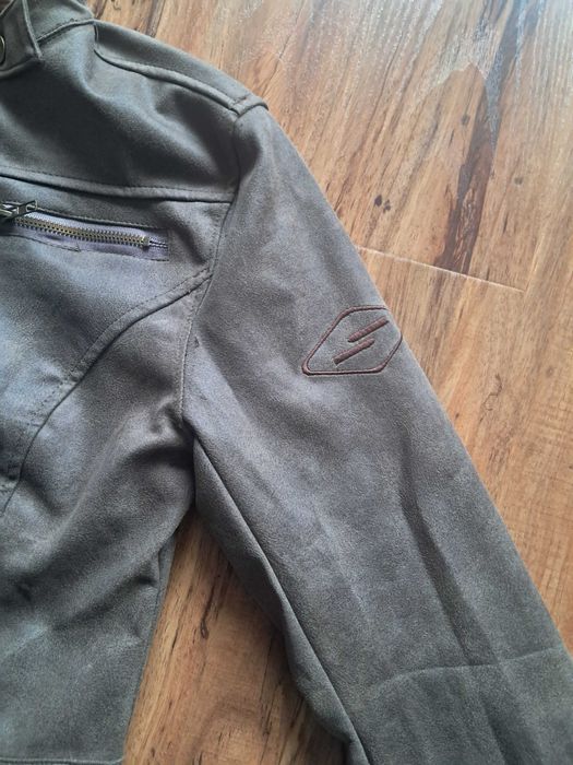 nowa cienka beżowa kurteczka na metce jest roz M ale to chyba  XS/S