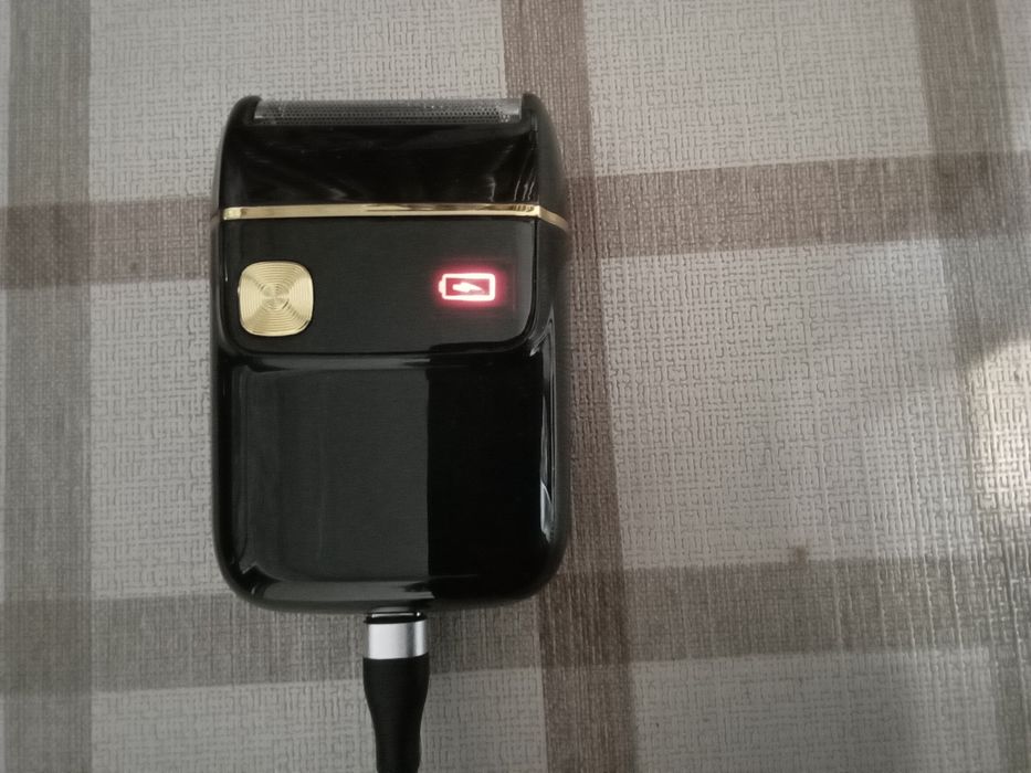 Продам Мужскую Бритву MIGUAN..
