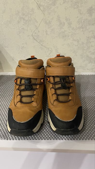 Черевики reserved