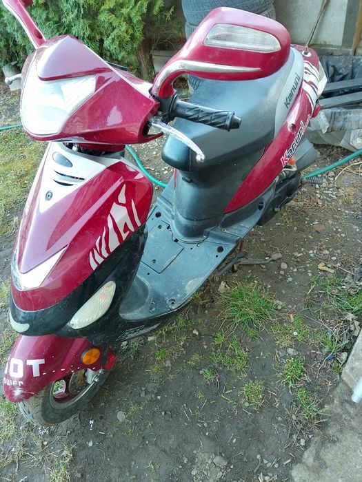 Продам скутер кануні
