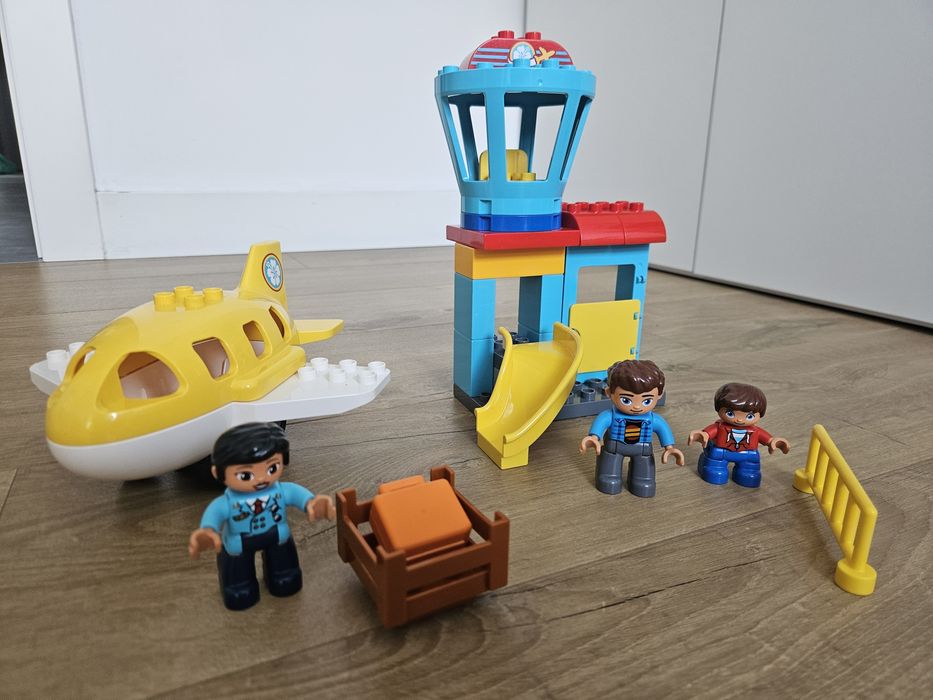 Lego Duplo lotnisko