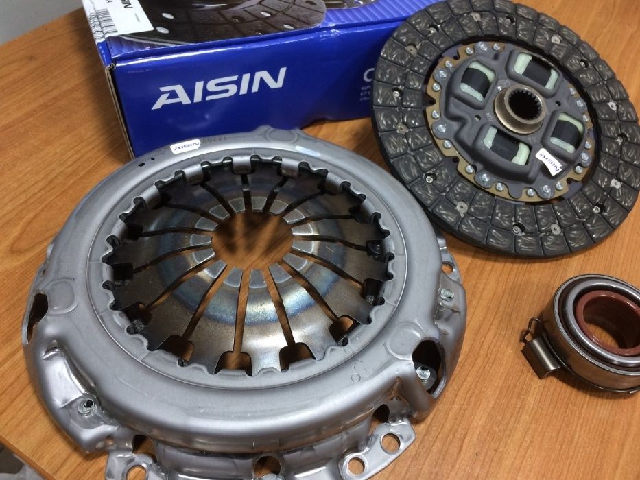 Сцепление Toyota Corolla \ Toyota Auris 1.6 ( для робота )