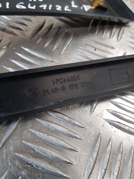 Listwy Dekory Drzwi Lewy Przód Lewy Tył Bmw E39 Sedan 99R- Black Piano