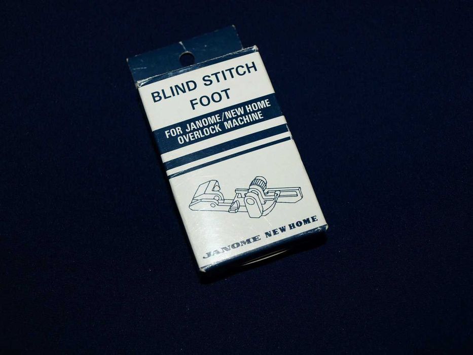 Лапка для потайной строчки для оверлоков Janome (Джаноме)(200-203-104)