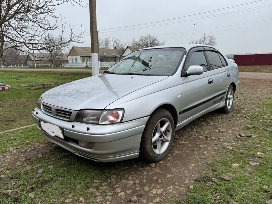 Продам Toyota Carina e