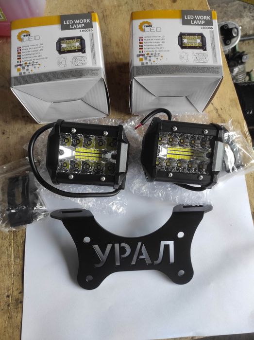 Halogeny LED + uchwyt halogenów Ural Dniepr K750 M72