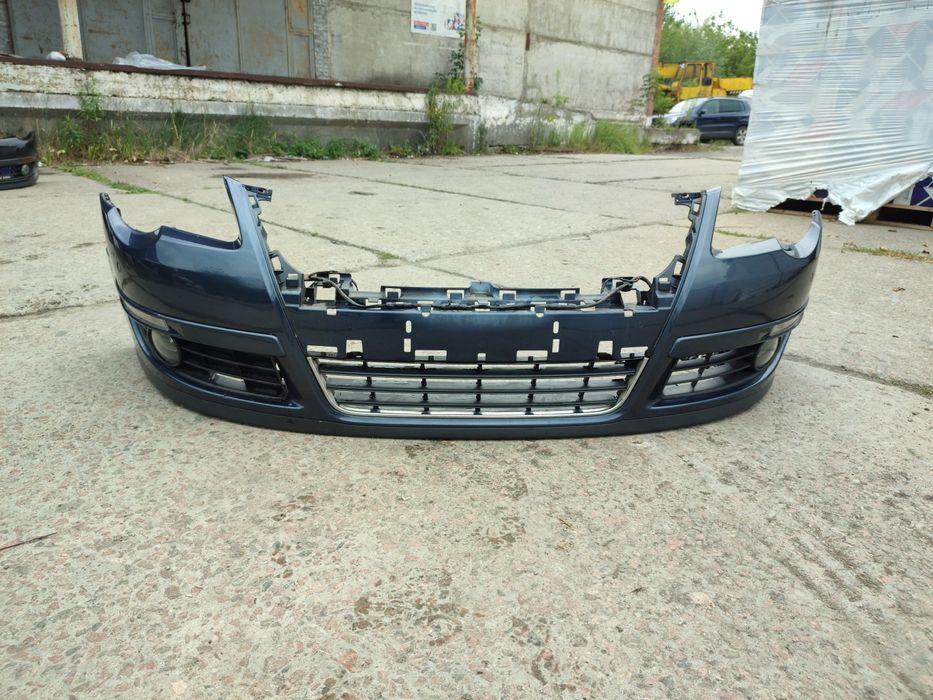 Бампер передній Фольксваген Пассат Б6 бампер Volkswagen Passat B6 LC5F