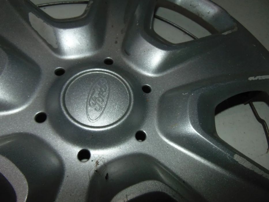 Ford focus/outros tampões roda