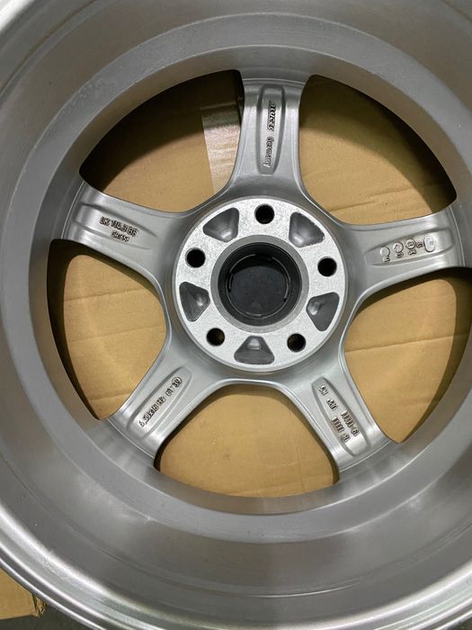 Felgi 16 Alutec Grafitmetalic