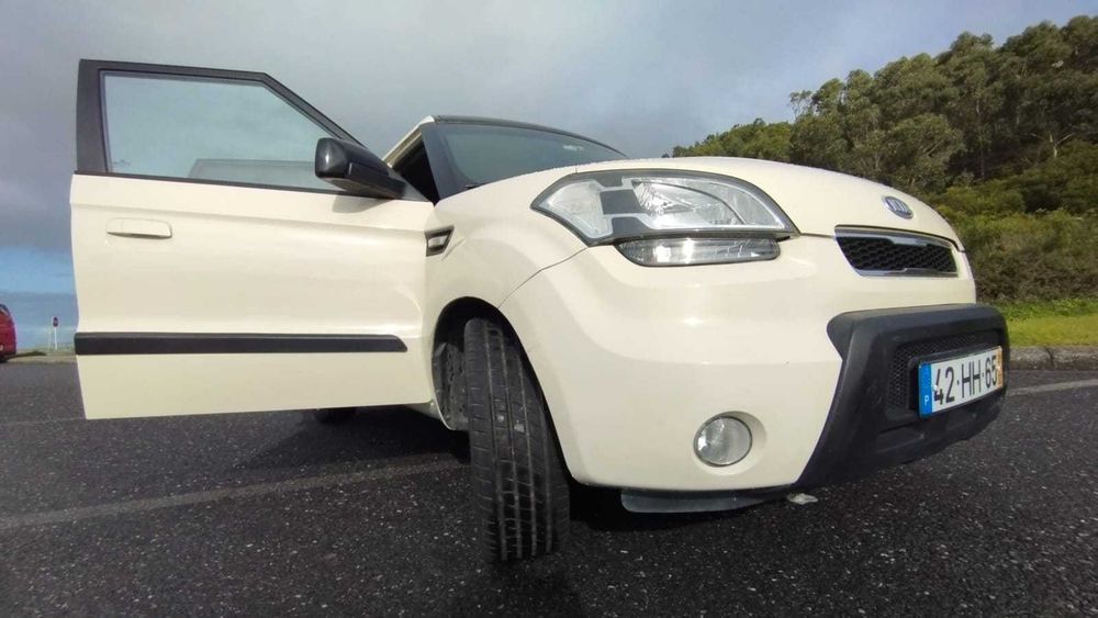 Kia Soul 1.6 CRDi EX (128 cv) - 2009 | Diesel | 170.000 km | Económico e Espaçoso
