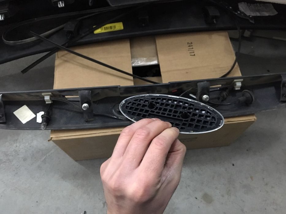 Накладка с подсветкой номер Ford Escape Kuga Форд Эскейп Куга