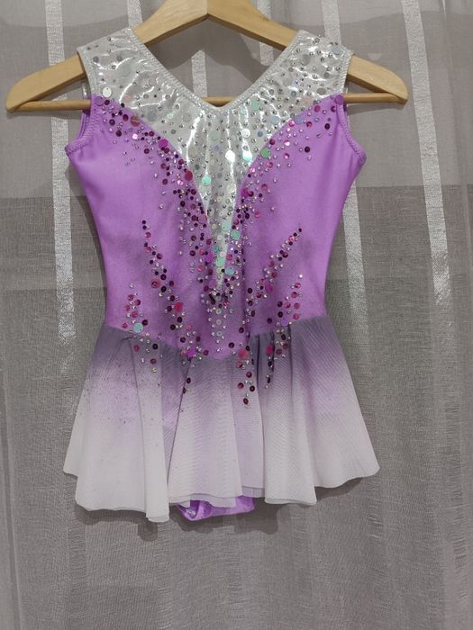 Fato de patinagem artística