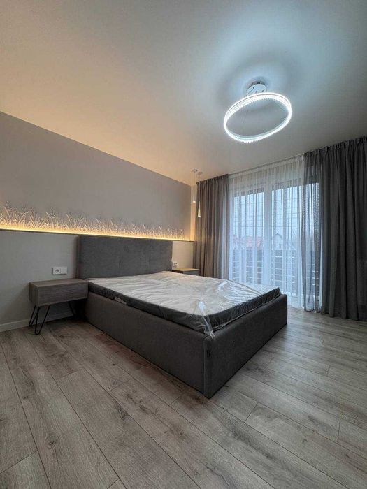 Оренда нового будинку є територія просторий Зимна Вода перша здача