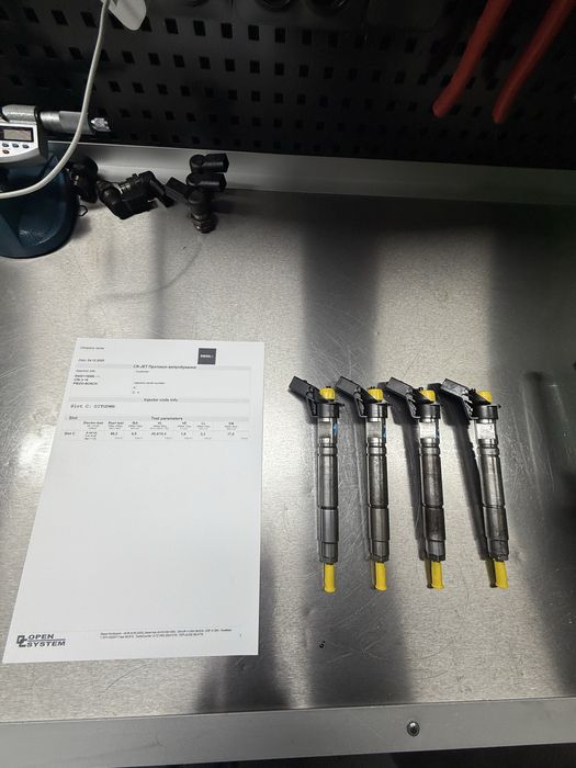 Форсунки 0445115069, 0445115033. Форсунка Мерседес