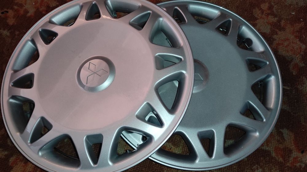 Колпаки, ковпаки 15 дюймів Mitsubishi PA66-MD16