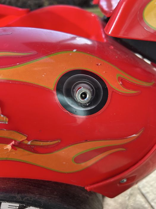 Продам електромобіль Маквін