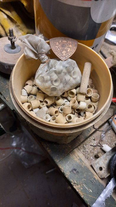 Izolacja porcelitowa, porcelanowa do urządzeń grzewczych